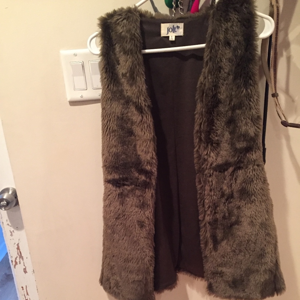 faux fur vest